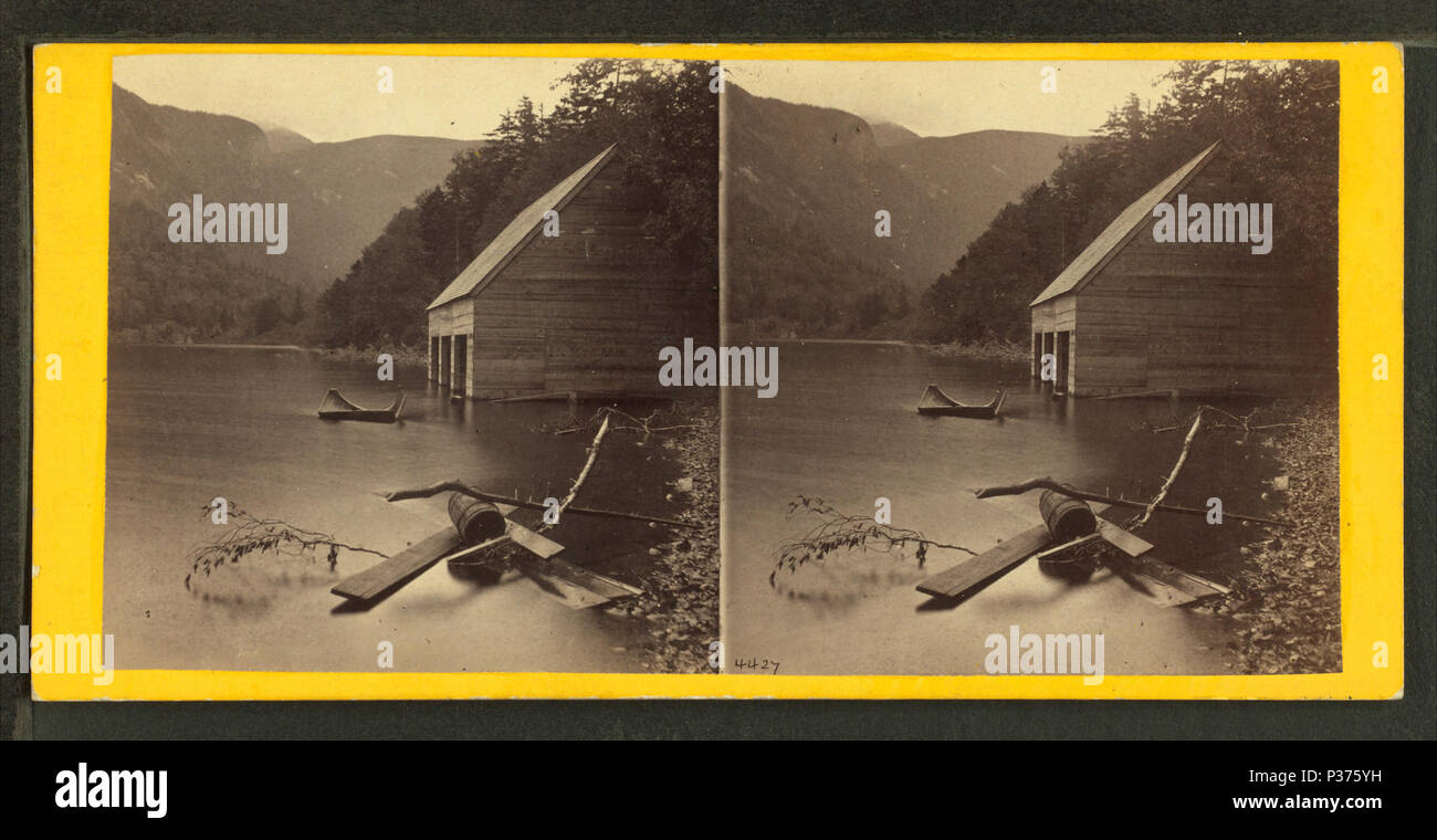 . Echo Lake, de la maison de bateau, montrant le sommet du mont Lafayette. Titre alternatif : White Mountain Range : Gamme de Franconie. 4427. Couverture : 1863 ?-1875 ?. Mentions légales Source : New York : E. & H.T. Anthony, 1863 ?-1875 ?. Point numérique publié le 8-31-2005 ; mise à jour 2-13-2009. 92 Lac Écho, de la maison de bateau, montrant le sommet du mont Lafayette, par E. &AMP ; H.T. Anthony (Entreprise) Banque D'Images