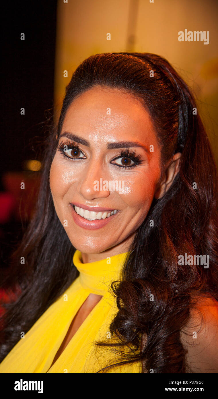 MOUNA ESMAEILZADEH médecin persan né en 2018 Banque D'Images