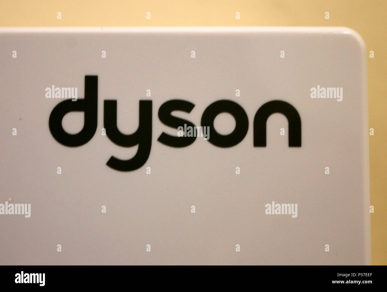 Logo das der Marke 'Dyson', Sydney, Australie Photo Stock - Alamy