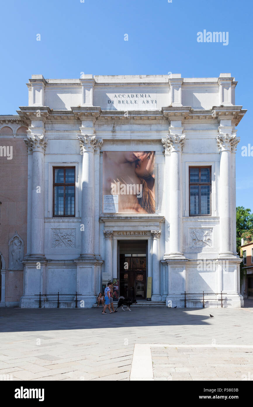 Gallerie dell'Accademia (Accademia), Campo della Carita, Dorsoduro, Venise, Vénétie, Italie, un pré 19thC Art Museum à Scuola della Carita Banque D'Images