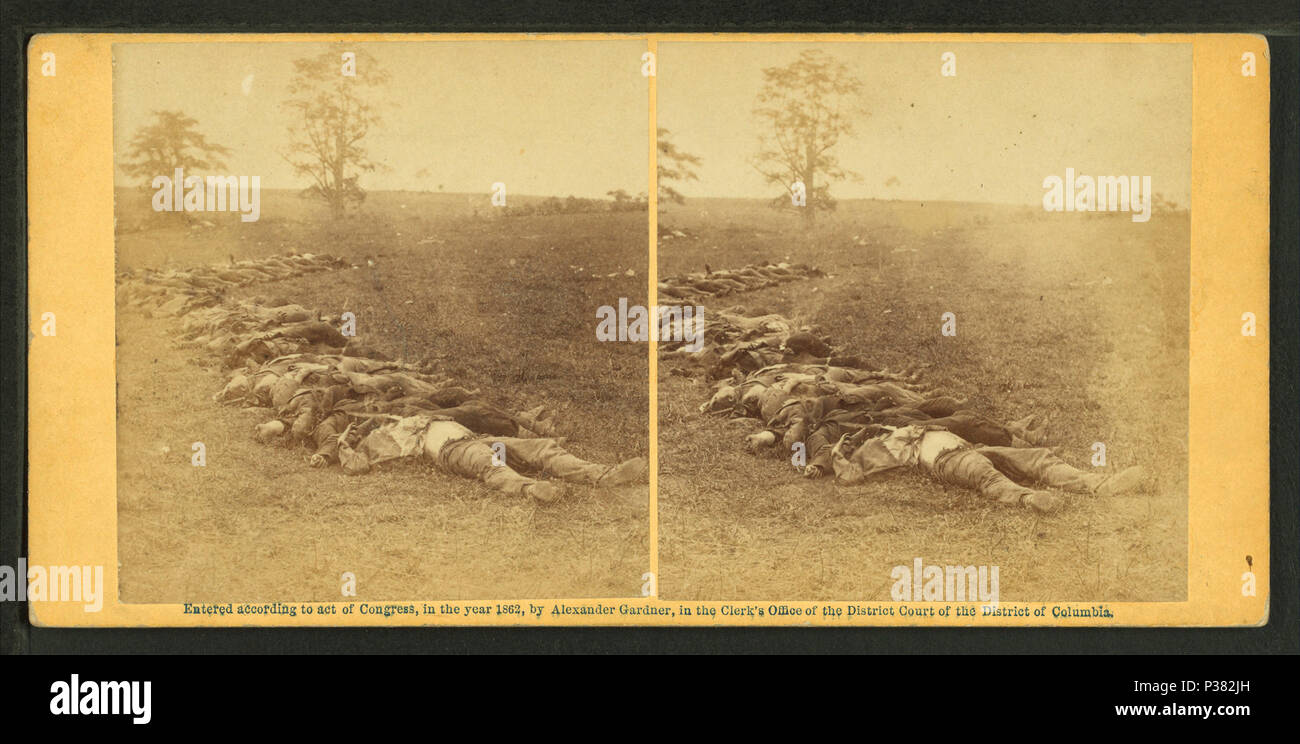 118 rassemblés pour l'enterrement, après la bataille d'Antietam, par Gardner, Alexander, 1821-1882 Banque D'Images