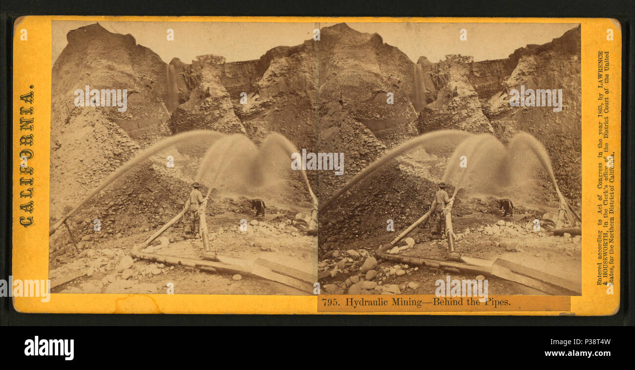 . L'extraction hydraulique - derrière les tuyaux. Titre alternatif : non. 795. Création : 1863-1868. Couverture : 1863-1868. Point numérique publié le 6-15-2005 ; mise à jour 2-12-2009. 147 Extraction minière hydraulique - derrière les tuyaux, de Robert N. Dennis collection de vues stéréoscopiques 2 Banque D'Images