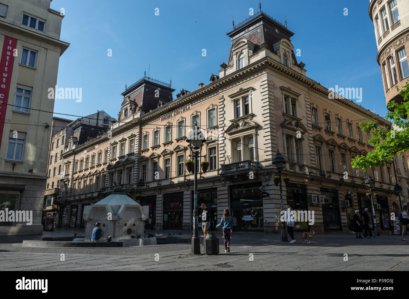 Belgrade, Serbie - 1 mai 2018 : Knez Mihailova, c'est la principale zone commerçante et piétonne de Belgrade. Banque D'Images