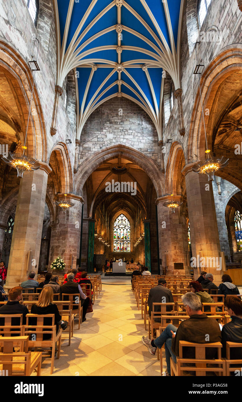 Congrégation et la nef, cathédrale St Giles, haut Kirk d'Édimbourg, le Royal Mile, vieille ville d'Édimbourg, Édimbourg Écosse Royaume-Uni Banque D'Images