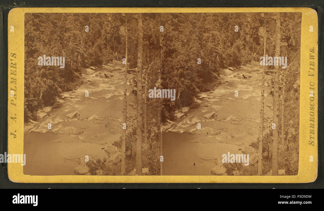 . Juste au-dessus de la rivière des Rapides. Titre alternatif : des vues stéréoscopiques, Tallulah Falls, New York, no 324. Création : ca. 1870. Point numérique publié le 6-30-2005 ; mise à jour 2-12-2009. 256 River juste au-dessus de rapides, de Palmer, J. A. Banque D'Images