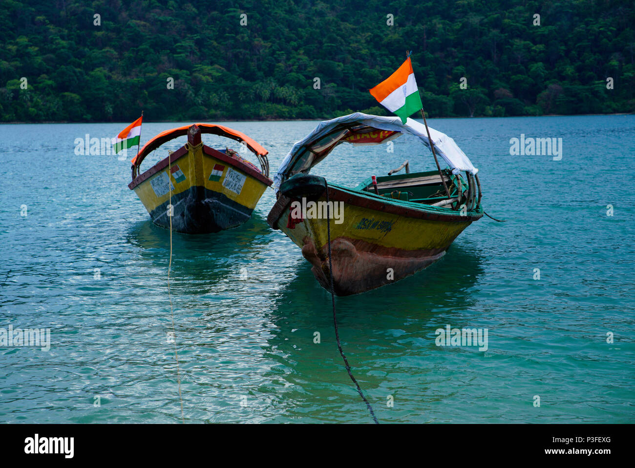 Ferry-boats à North Bay Beach, Andaman Banque D'Images