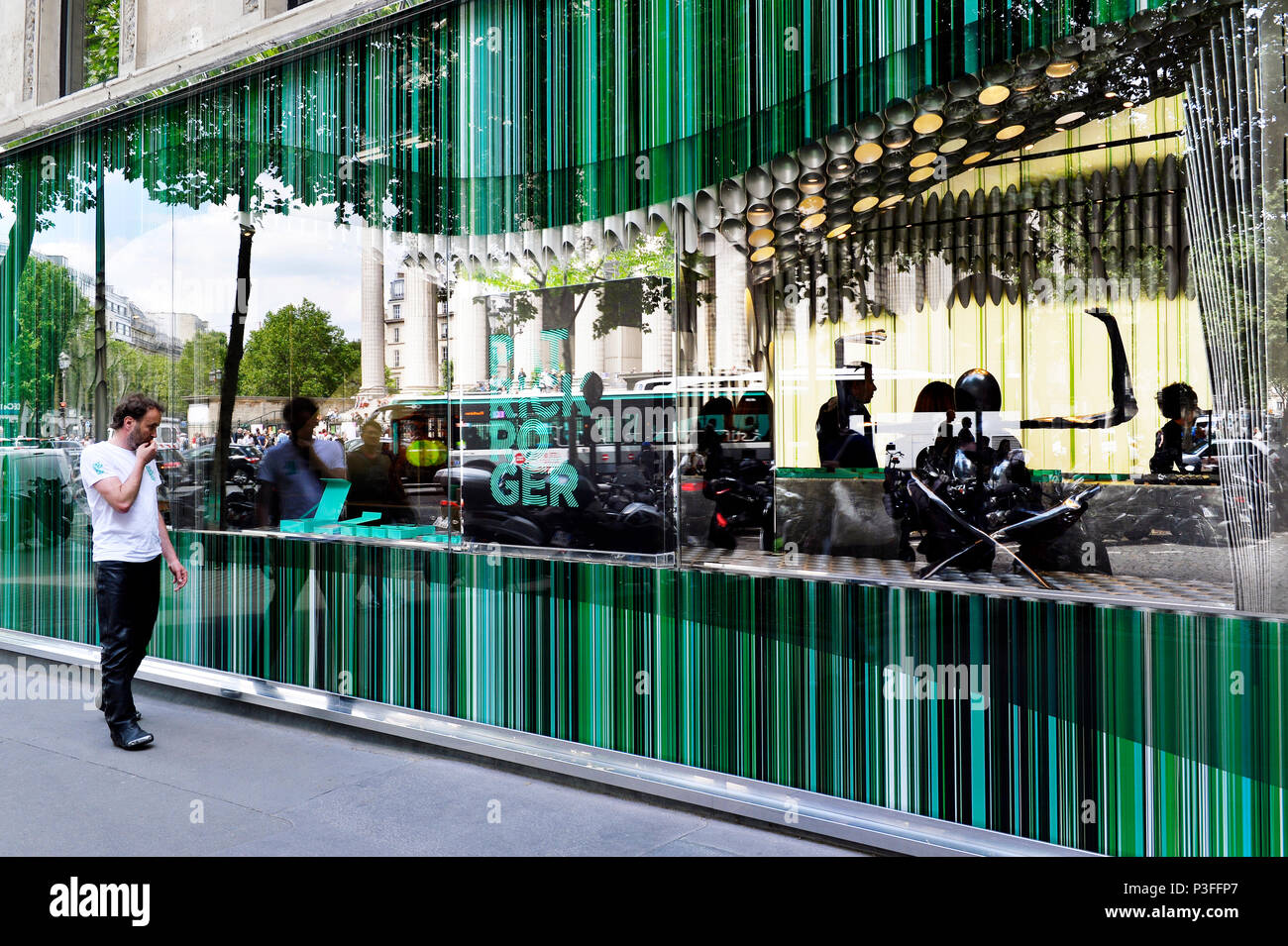 Magasin de chocolat Patrick Roger - Place de la Madeleine - Paris - France Banque D'Images