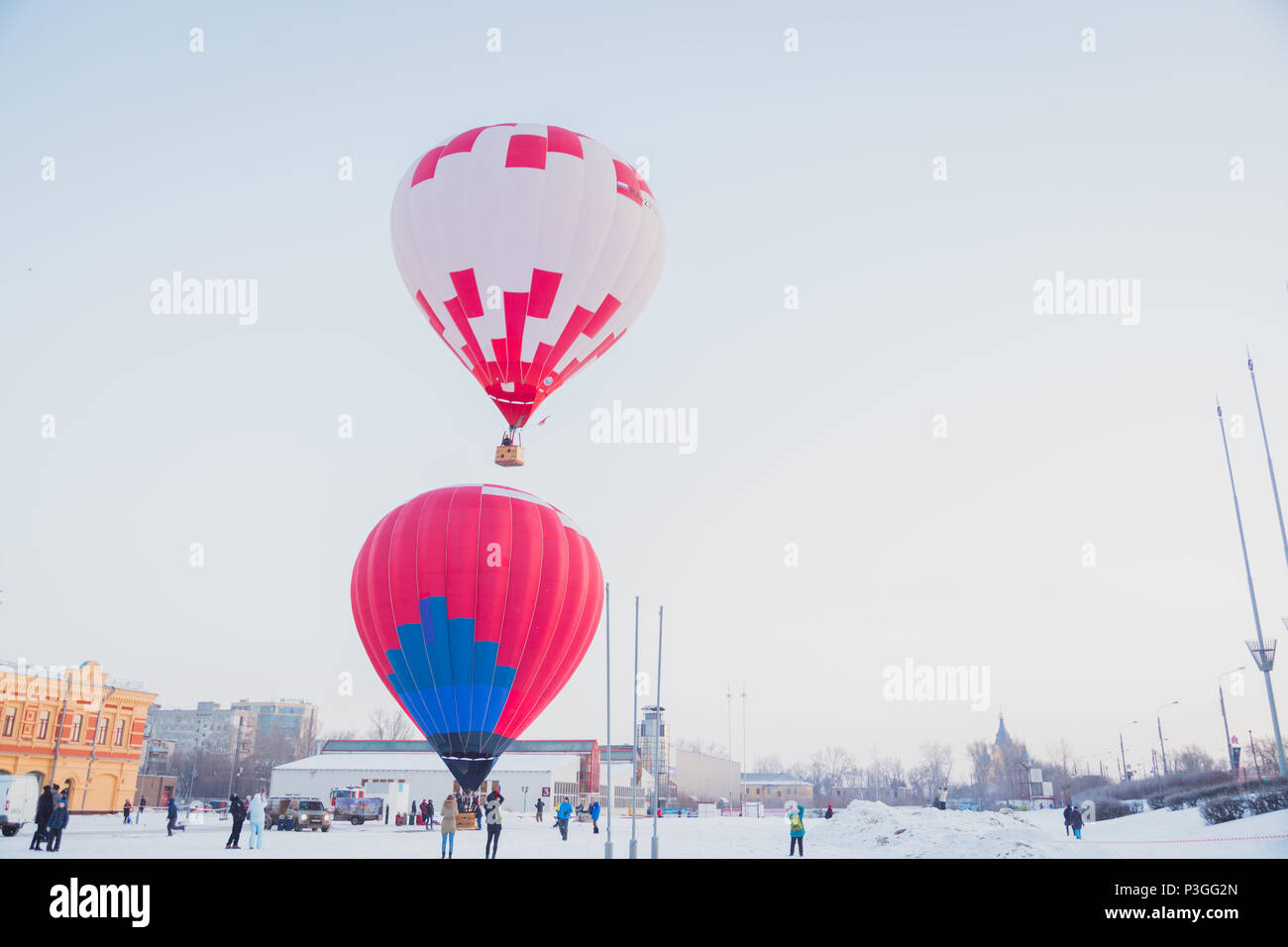 NIZHNY NOVGOROD, Russie - le 24 février 2018. Départ en masse sur le festival de ballons à air chaud Banque D'Images