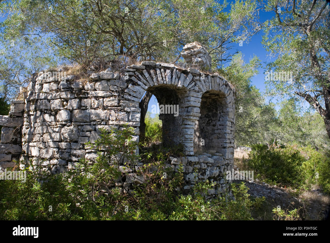 Les ruines de la première église chrétienne du vie siècle d'Agios Stefanos, près d'Ozias, Paxos, Grèce Banque D'Images
