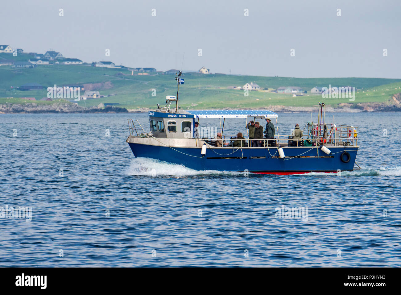 Compartiment passagers ferry Solan IV naviguant de Leebitton à Mousa, Shetland, Scotland, UK Banque D'Images
