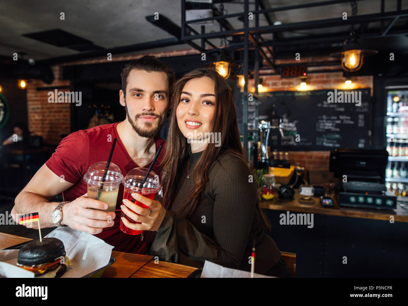 rencontre dans un cafe