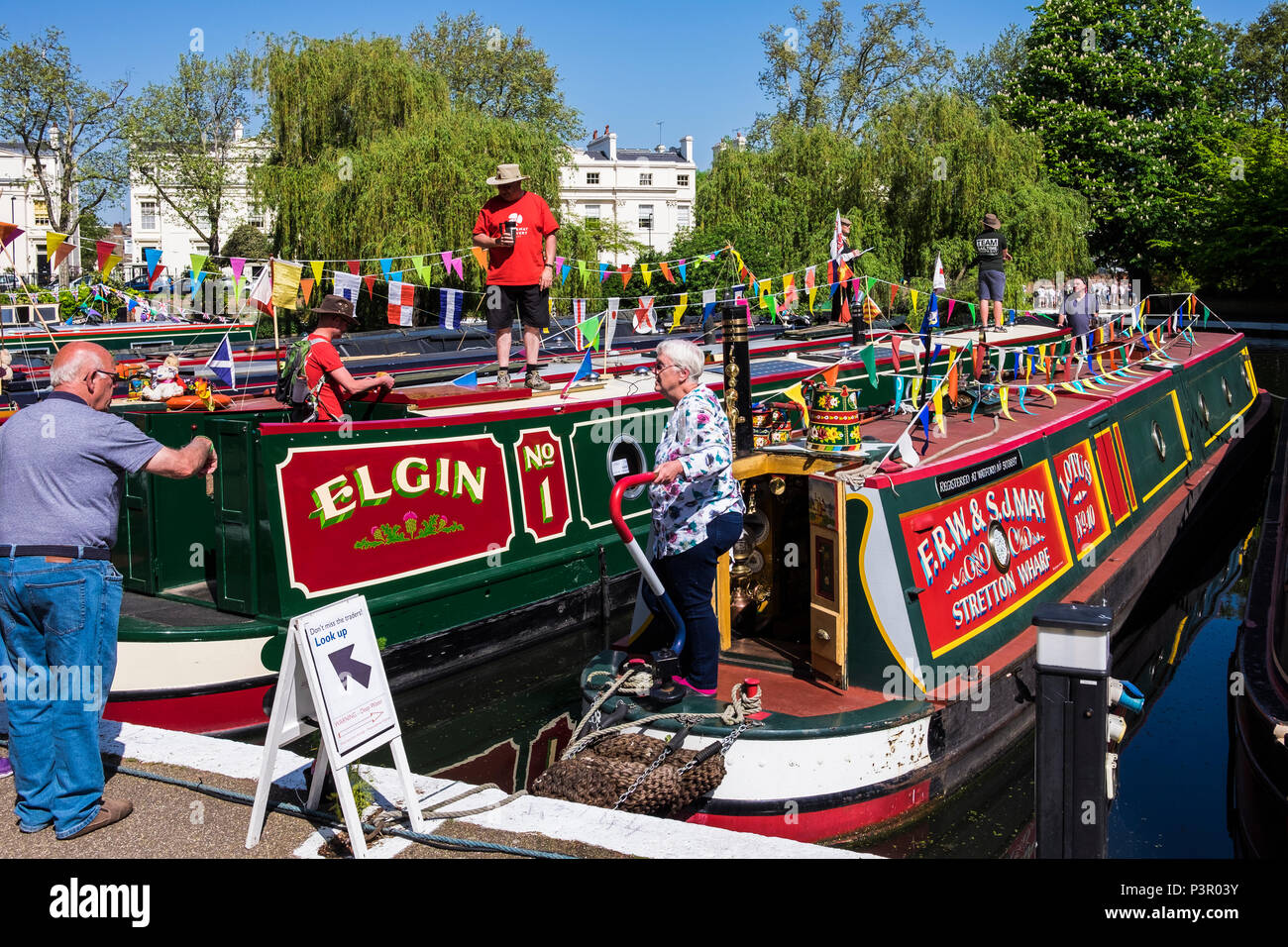 Canalway Cavalcade Petite Venise, Paddington, Londres, Angleterre, Royaume-Uni Banque D'Images