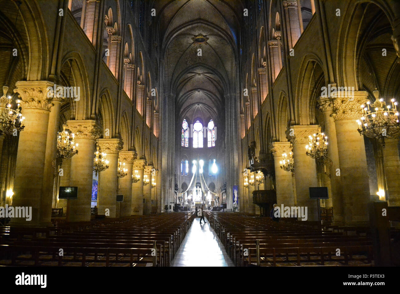 PARIS, FRANCE - 17.10.2013 : PARIS - Intérieur da Catedral de Notre-Dame. (Foto : Fontana/Fotoarena) Banque D'Images