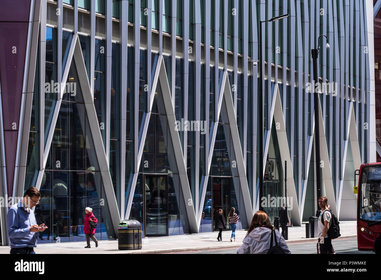 La Victoria, plan de développement à usage mixte 160, rue Victoria, Londres, Angleterre, Royaume-Uni Banque D'Images