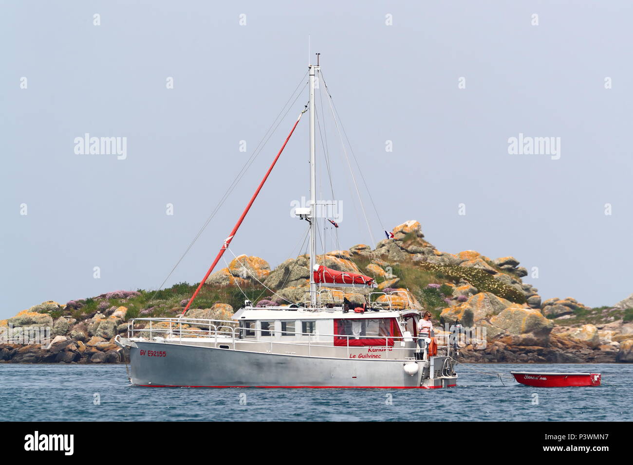 Yacht à voile à la Kanawa visiter les îles Scilly, Cornwall, UK Banque D'Images