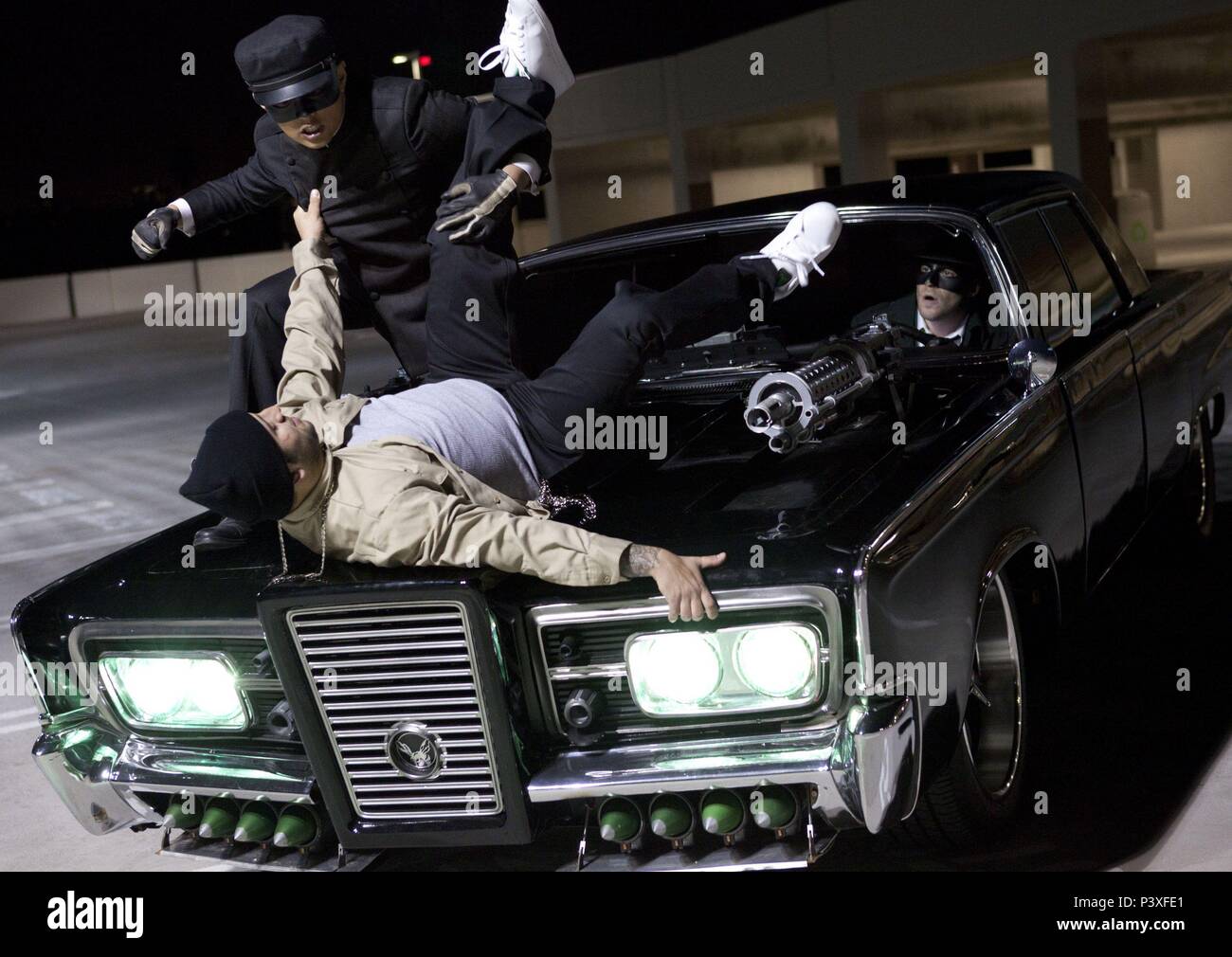 Titre original : The Green Hornet. Titre en anglais : THE GREEN HORNET. Directeur : Michel Gondry Film. Année : 2011. Stars : Seth Rogen, JAY CHOU. Credit : Columbia Pictures / Album Banque D'Images