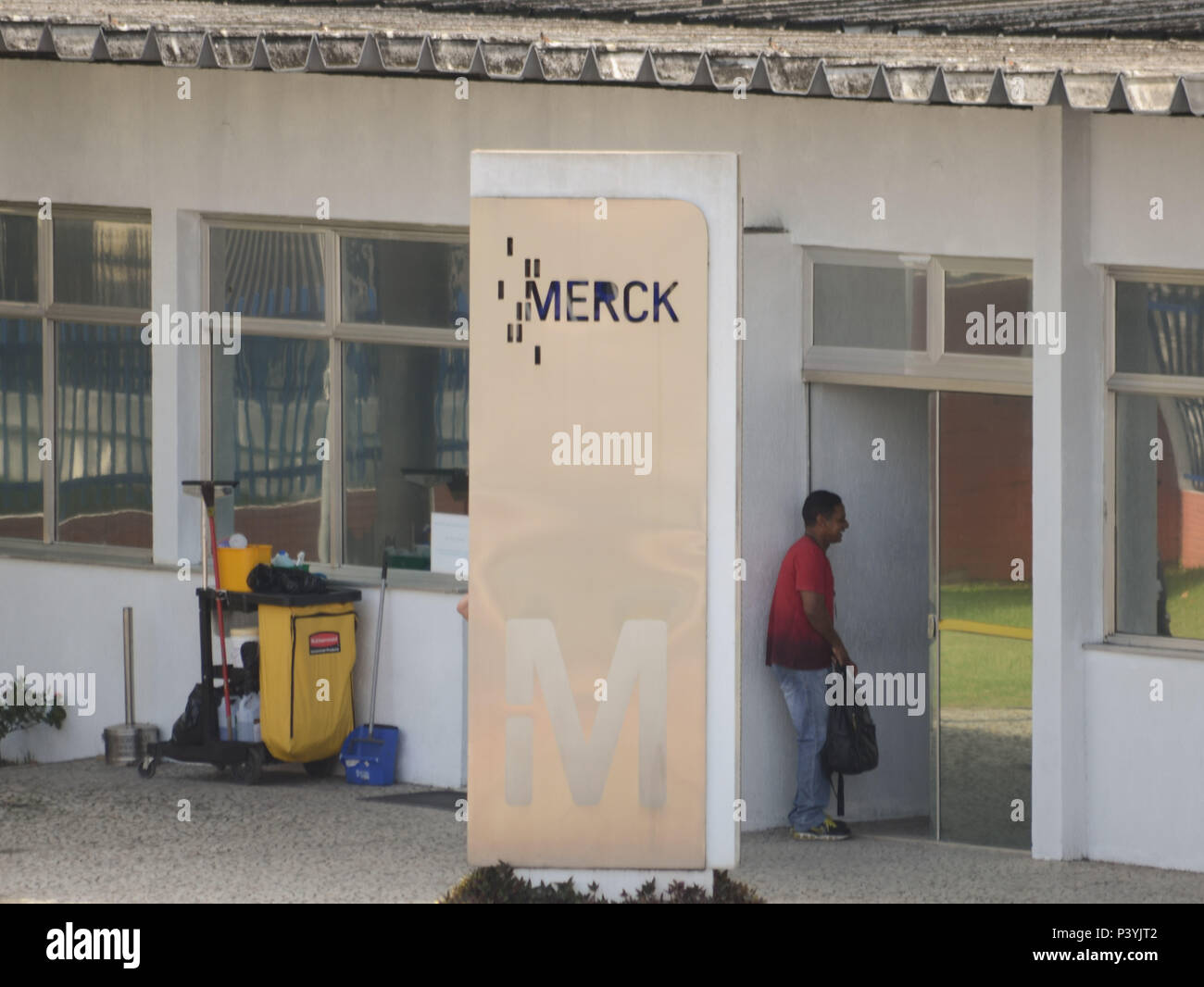 Fabrica da Merk , pas de bairro de Taquara na região de Jacarepagua n a Zona oeste da Cidade do Rio de Janeiro Banque D'Images