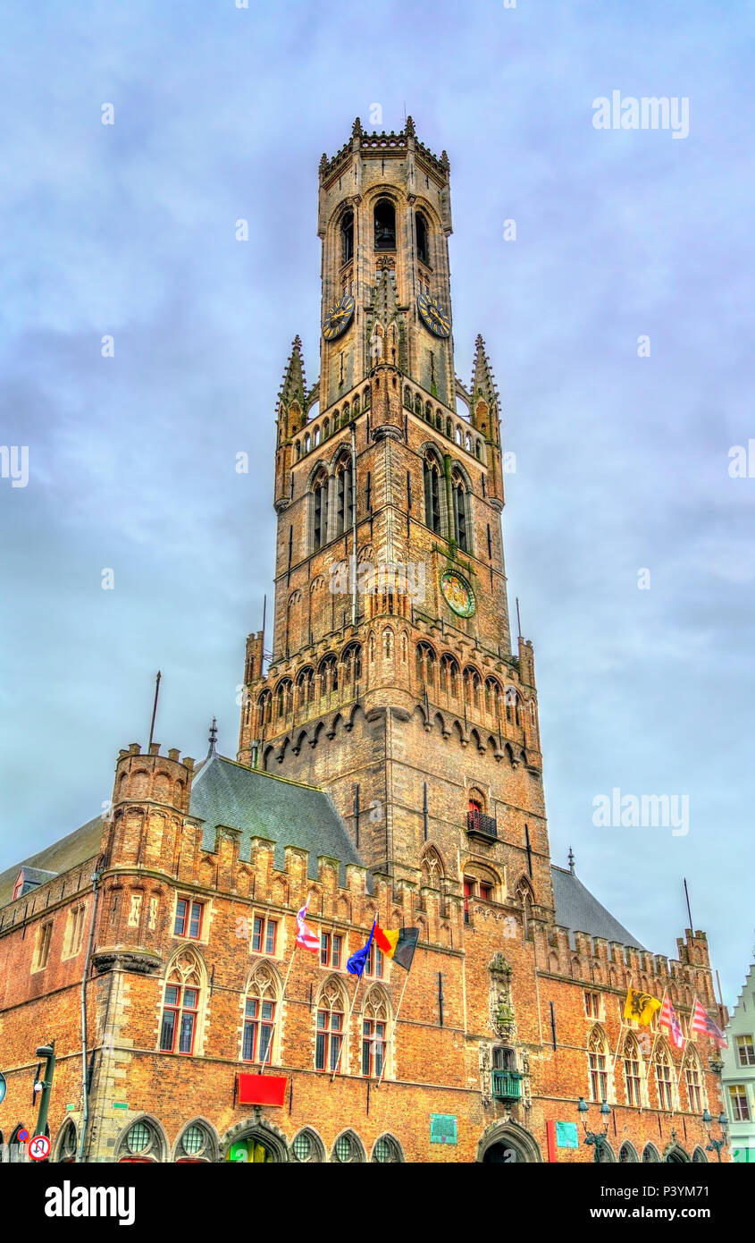 Le beffroi de Bruges, un clocher médiéval en Belgique Banque D'Images