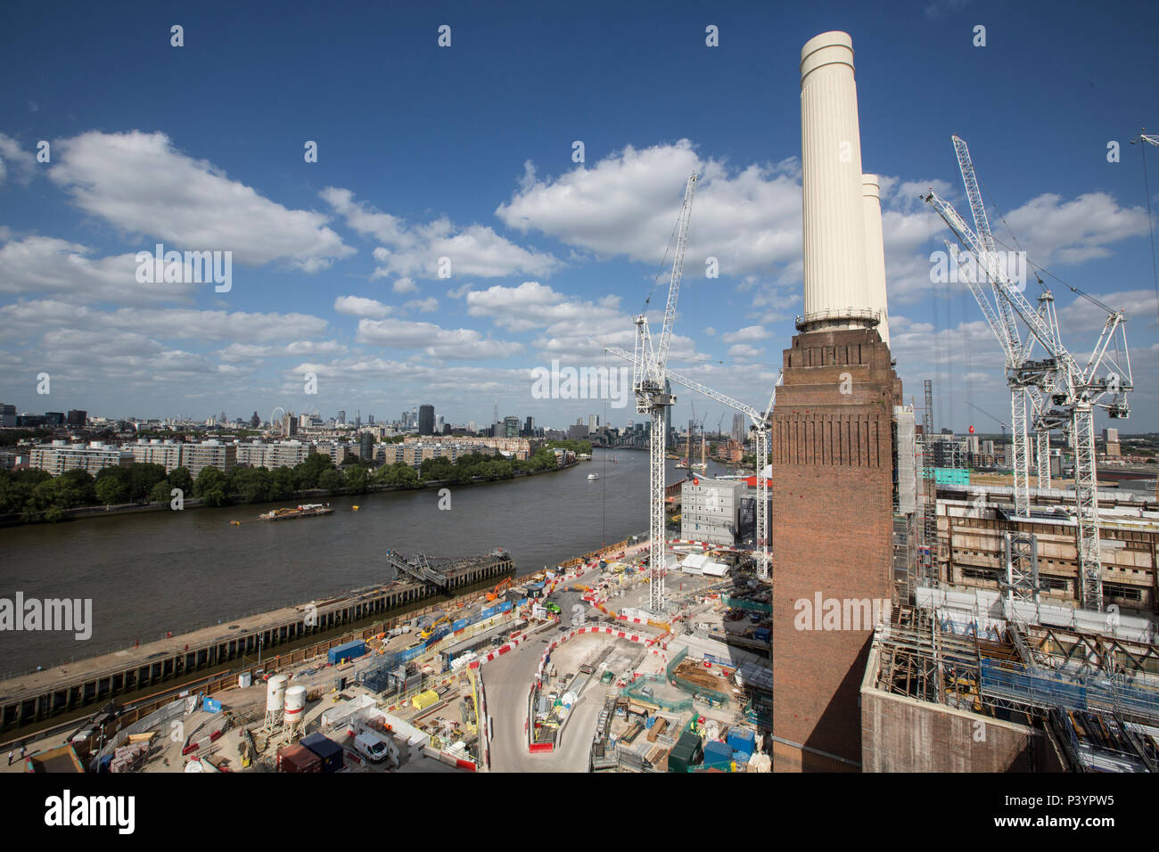 West Village de cirque, Battersea Power Station Phase de développement 1, le sud-ouest de Londres, Angleterre, Royaume-Uni Banque D'Images