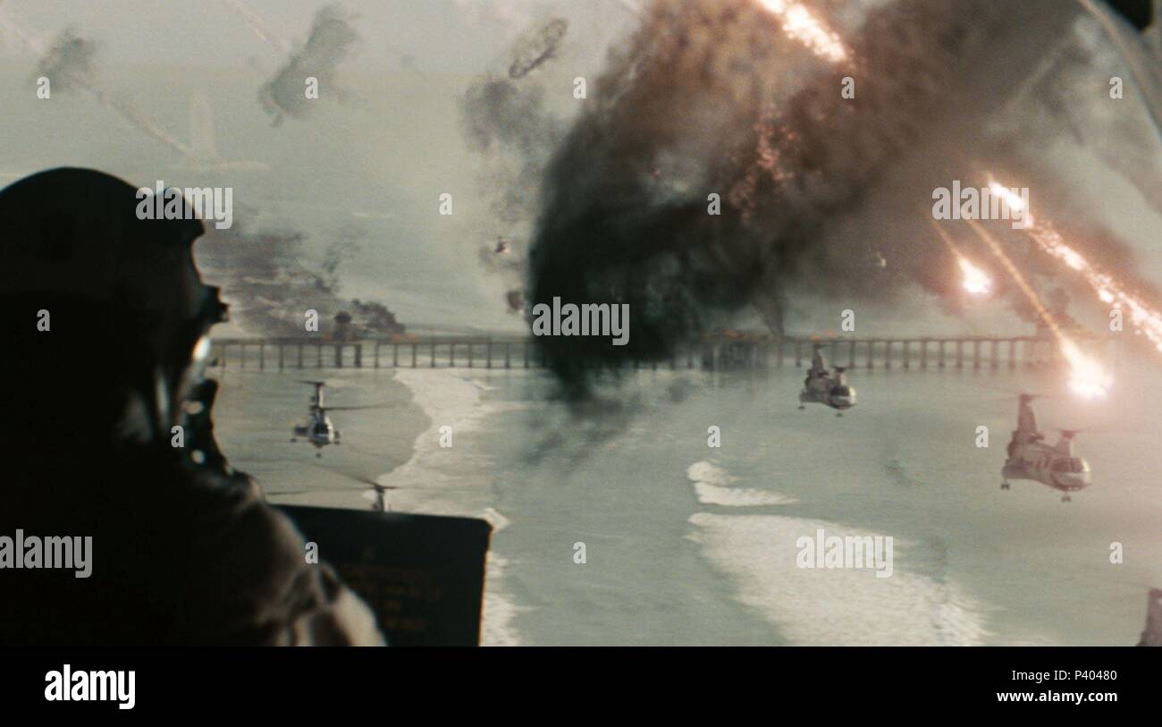 Titre original : BATTLE : LOS ANGELES. Titre en anglais : BATTLE : LOS ANGELES. Directeur : JONATHAN LIEBESMAN Film. Année : 2011. Credit : Columbia Pictures / Album Banque D'Images