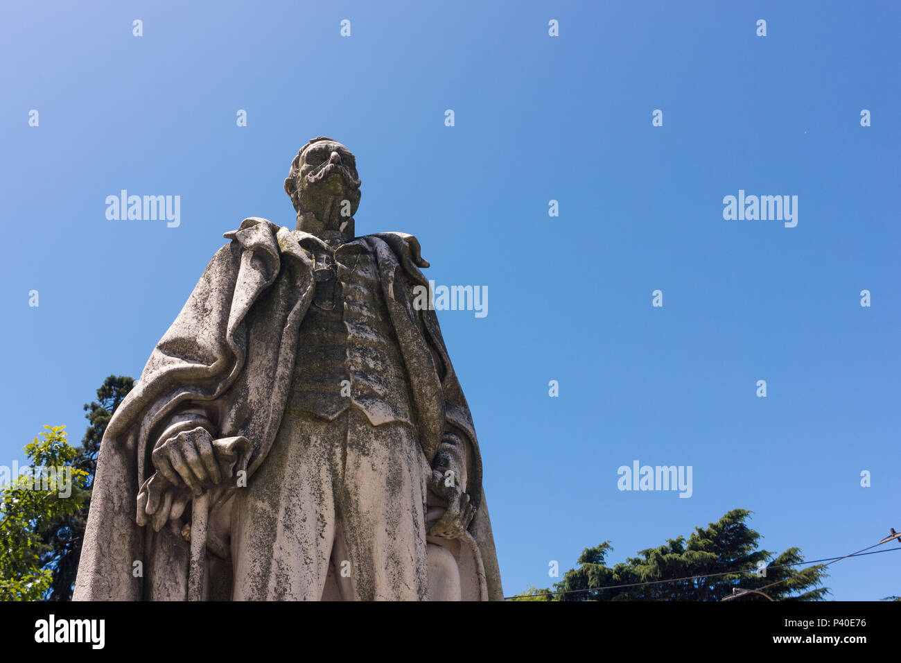 Statue de l'écrivain portugais Ramalho Ortigão à Porto, Portugal Banque D'Images