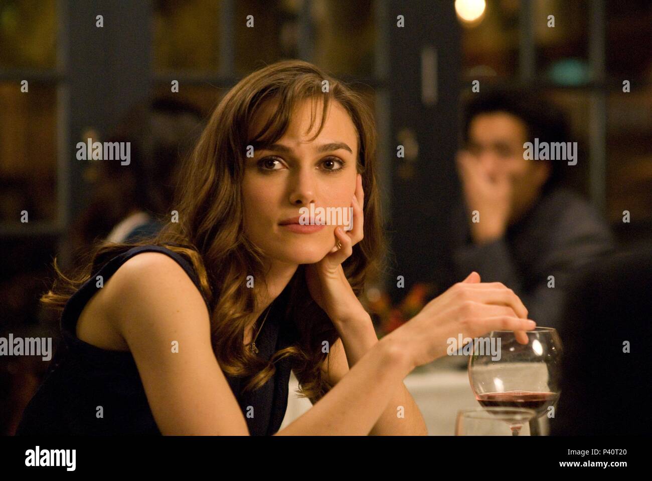 Titre original : La nuit dernière. Titre en anglais : hier soir. Directeur : Massy Tadjedin de film. Année : 2010. Stars : Keira Knightley. Credit : GAUMONT / Album Banque D'Images