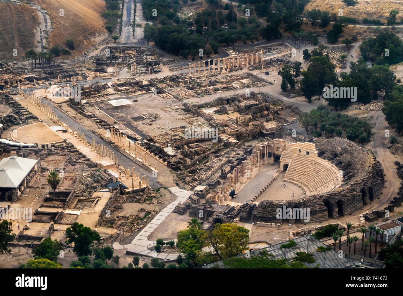 Archaelogic fouilles de colonie romaine à Bet Shean, le nord d'Israël, vue aérienne Banque D'Images