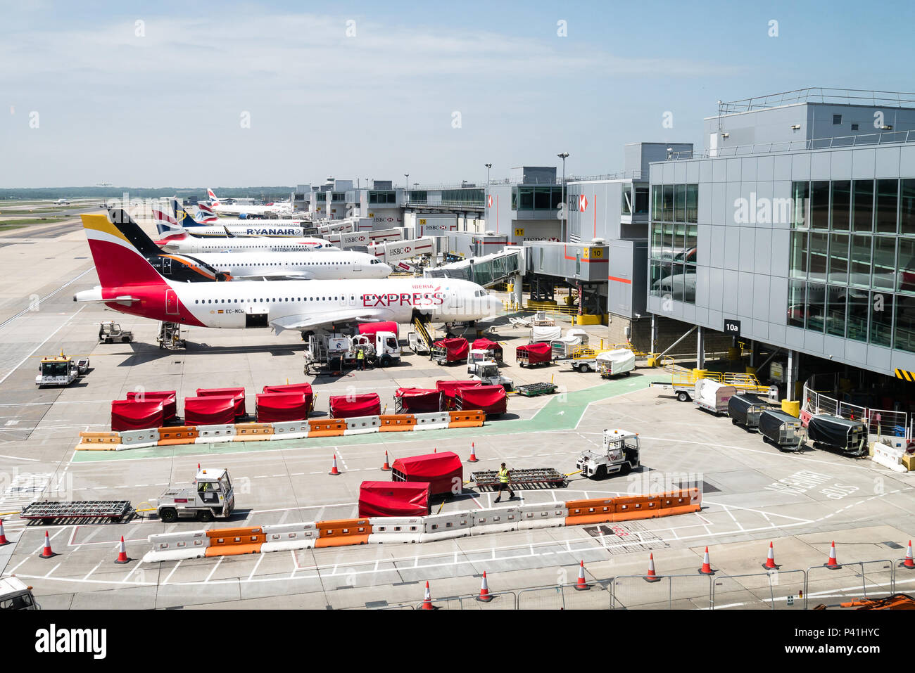 Avion à l'aéroport de Gatwick Banque D'Images