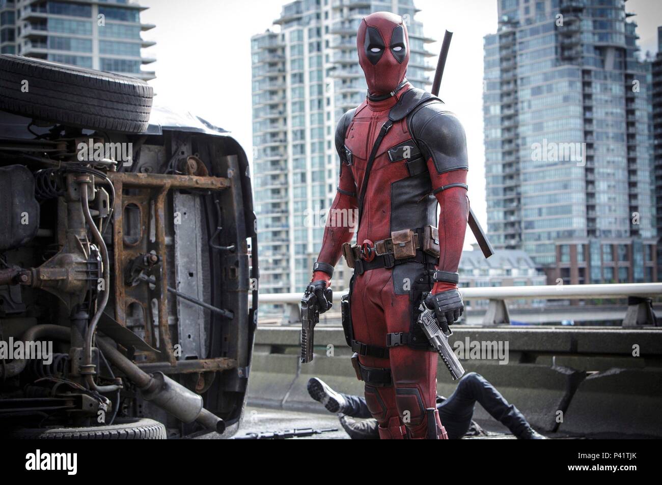 Titre original : DEADPOOL. Titre en anglais : DEADPOOL. Film Réalisateur : TIM MILLER. Année : 2016. Stars : Ryan Reynolds. Credit : Marvel Enterprises / Album Banque D'Images