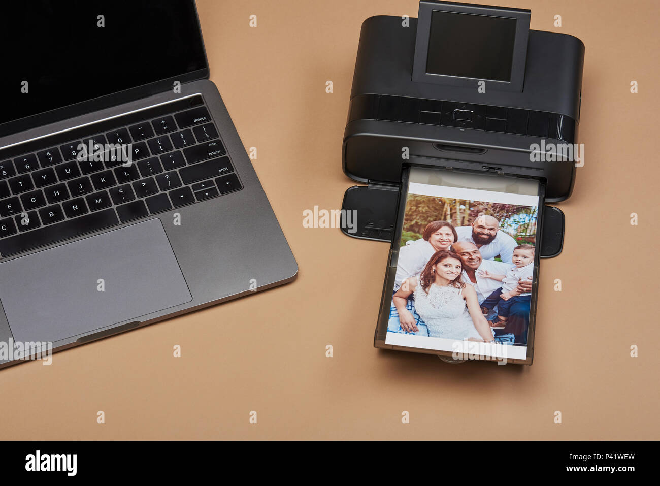 Accueil Thème d'impression de photos. L'impression de photos de famille dans la maison avec la meilleure qualité Banque D'Images