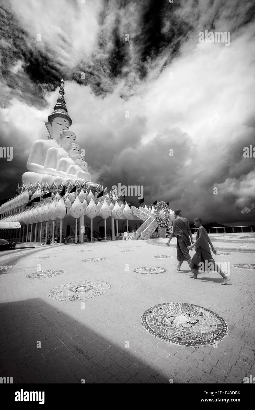 Wat Prathat Phasornkaew, temple thaïlandais dans le Nord de la Thaïlande Petchabun Banque D'Images