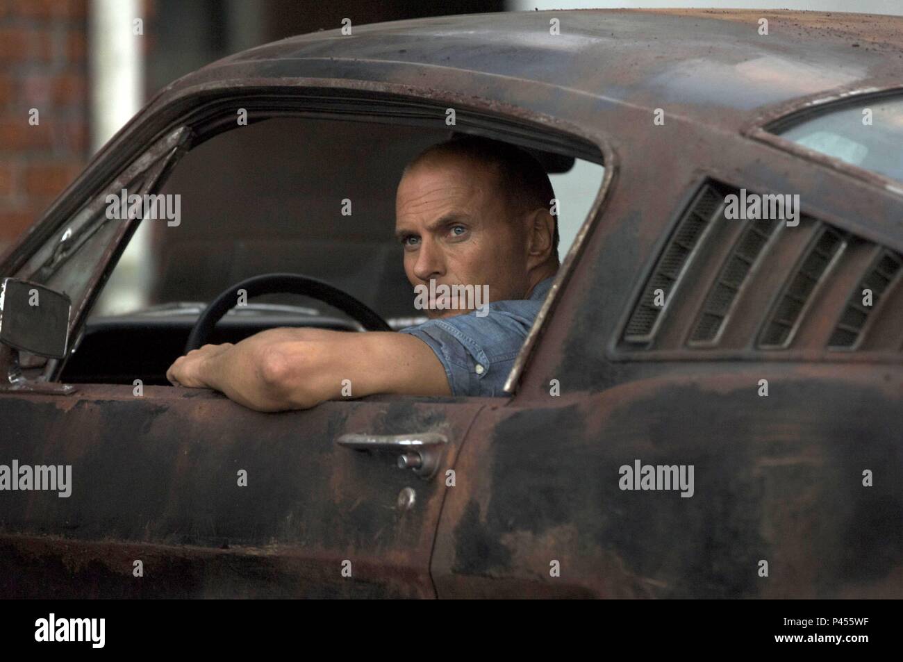 La Course A La Mort 2 Titre original : Death Race 2. Titre en anglais : la course à la mort 2.  Directeur de film : ROEL REINE. Année : 2010. Stars : Luke Goss. Crédit :  LE CUMUL D'FILMS / Album Photo Stock - Alamy
