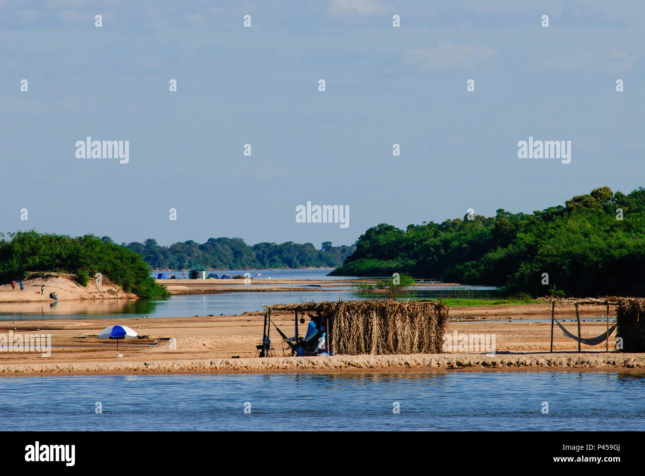 Acampamento Praia Pescadores Rio Araguaia durante Pesca. ARAGUAIA RIO/GO, Brasil 24/09/2013. (Foto : David Santos Jr / Fotoarena) Banque D'Images