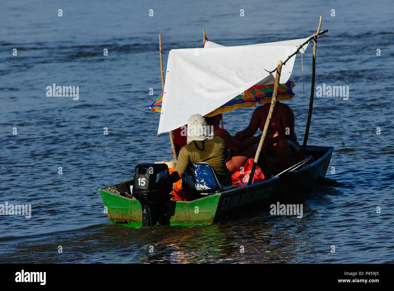 Acampamento Praia Pescadores Rio Araguaia durante Pesca. ARAGUAIA RIO/GO, Brasil 24/09/2013. (Foto : David Santos Jr / Fotoarena) Banque D'Images