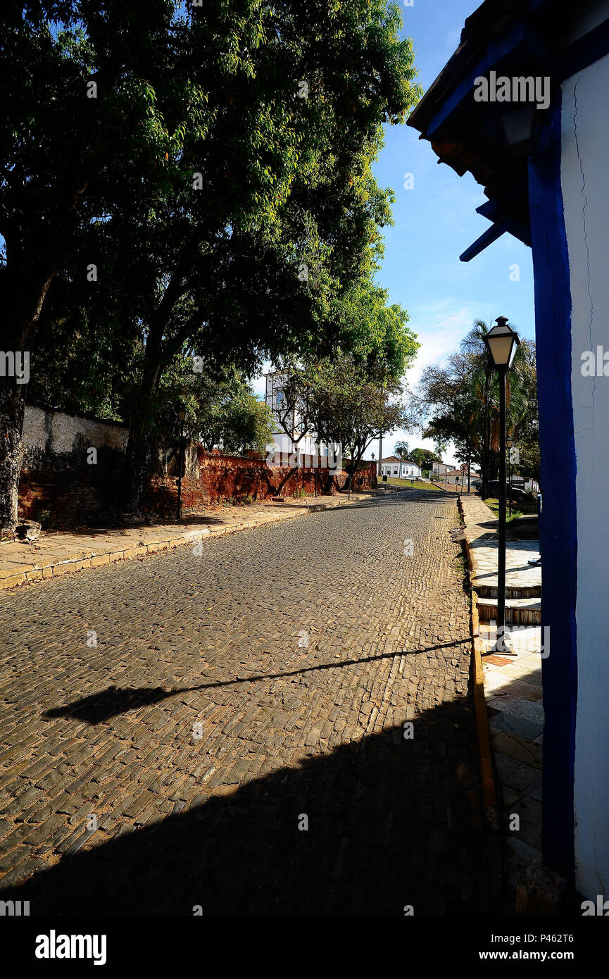 §CalÃ amento de pedra, rua de pedra. PIRINÃ« POLIS/rendez-vous. BRASIL. 10/12/2013. (Foto : David Santos Jr / Fotoarena) Banque D'Images