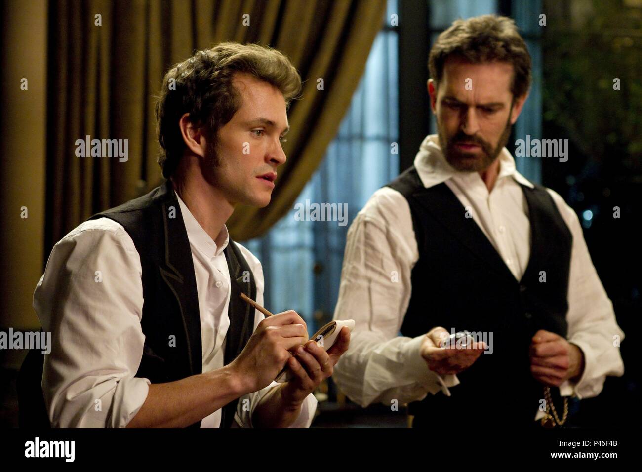 Titre original : l'hystérie. Titre en anglais : l'hystérie. Directeur de film : TANYA WEXLER. Année : 2011. Stars : RUPERT EVERETT ; HUGH DANCY. Credit : ENTREVUES AVEC LES MÉDIAS / Album Banque D'Images