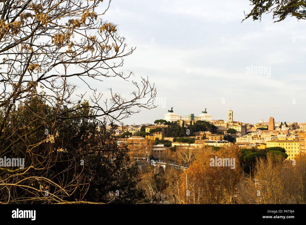 Vista da Cidade de Roma a partir do Parco Savello, também conhecido como Giardino degli Aranci (Jardim das Laranjas). Les Roms, en Italie - 25/12/2012. Foto : Ricardo Ribas / Fotoarena Banque D'Images