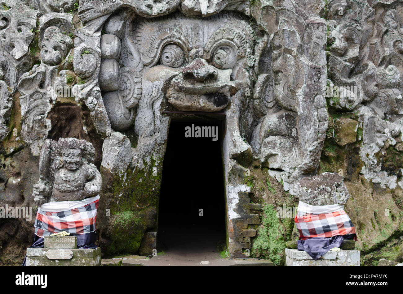 Entrée de la grotte des éléphants de Goa Gajah, Ubud, Bali, Indonésie, Asie  du sud-est Photo Stock - Alamy