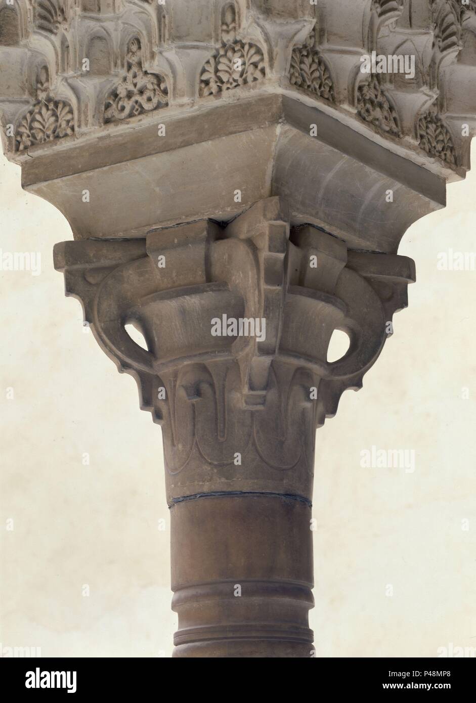 CAPITEL. Emplacement : ALHAMBRA-Cuarto Dorado, Granada, Espagne. Banque D'Images