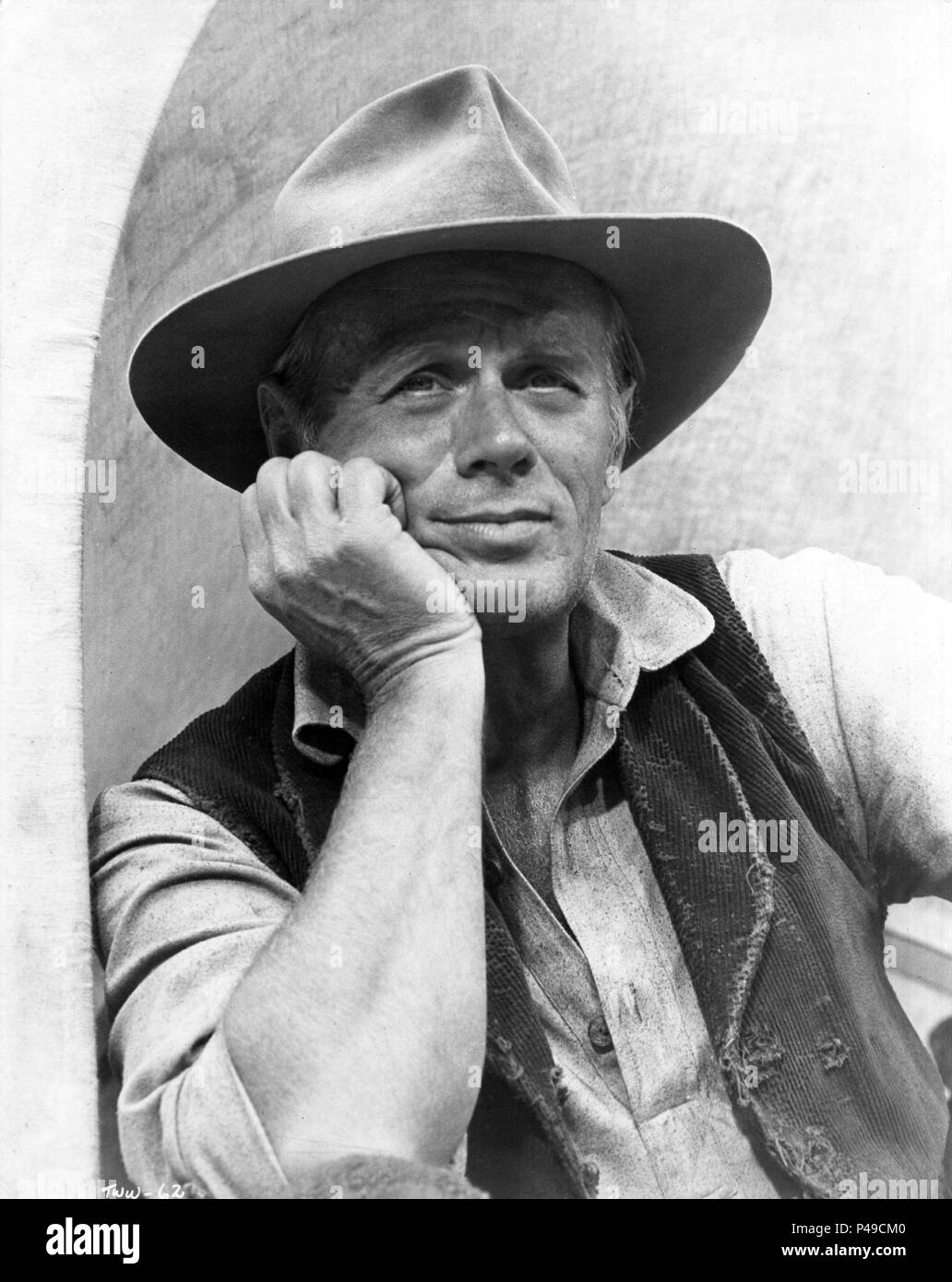 Titre original : la route de l'Ouest. Titre en anglais : la route de l'Ouest. Directeur de film : Andrew C. MCLAGLEN. Année : 1967. Stars : Richard Widmark. Credit : HAROLD HECHT / United Artists / Album Banque D'Images