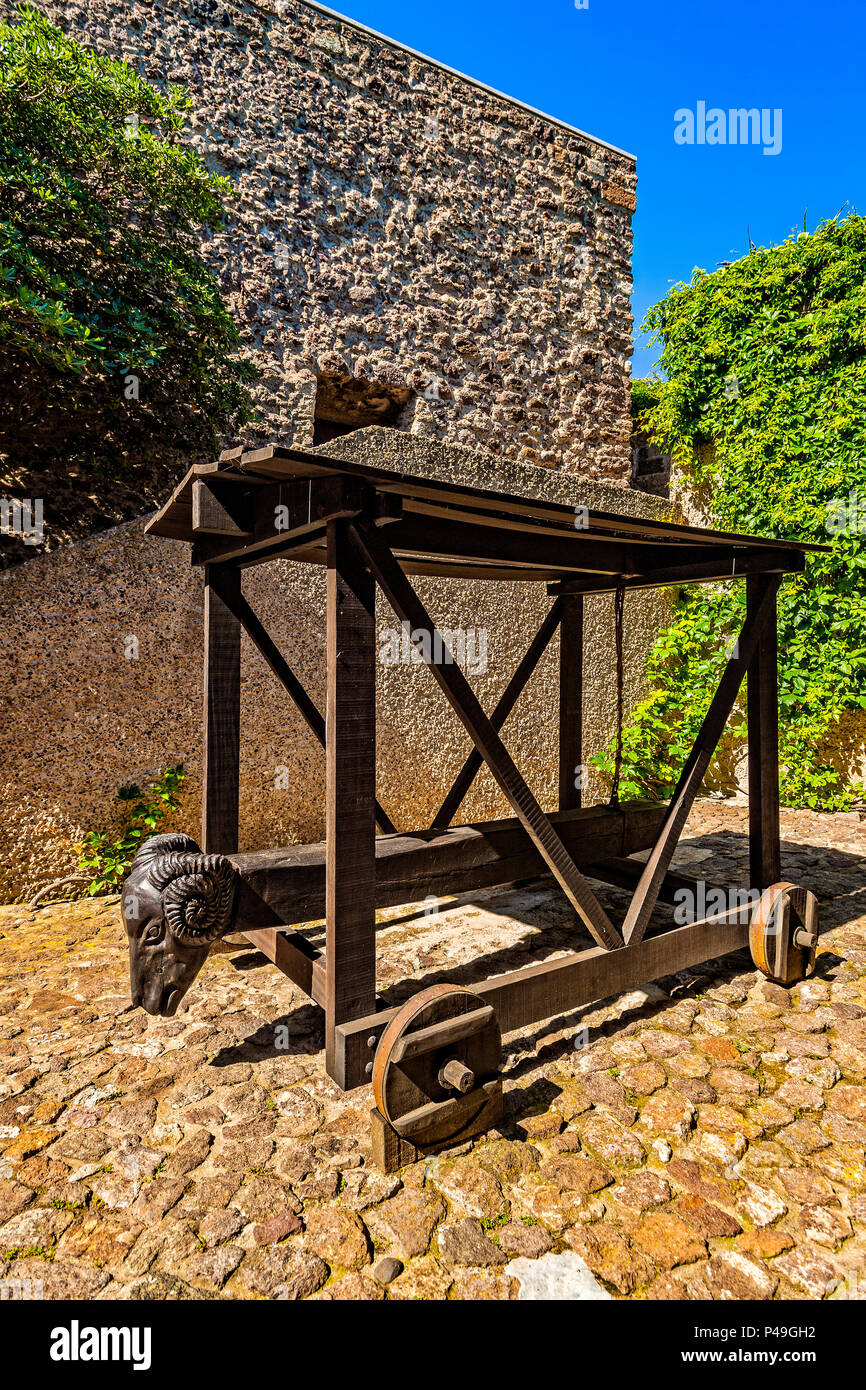 Italie Sardaigne Anglona Castelsardo, château de la Dorias XII sec.,ram's head Banque D'Images