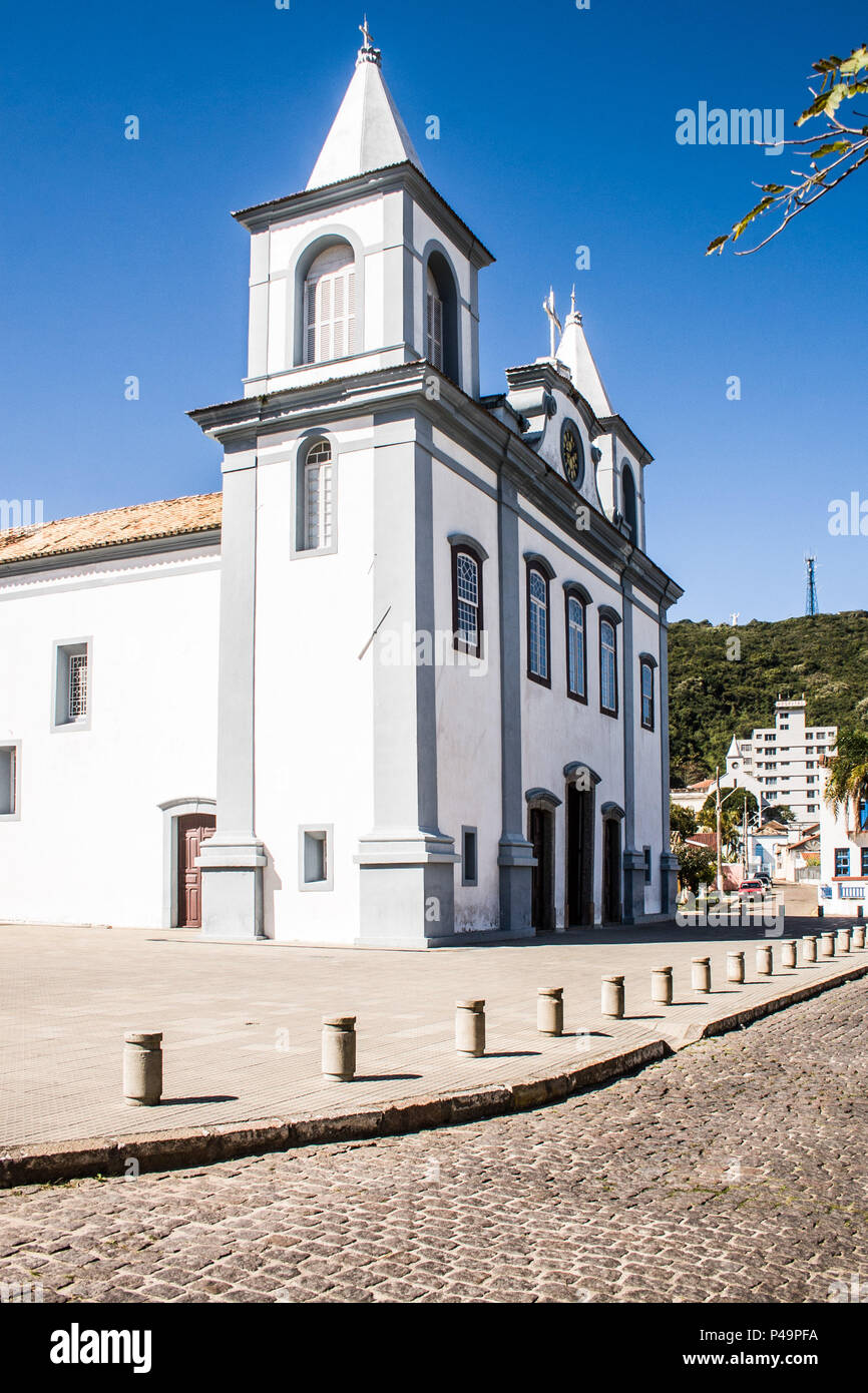 LAGUNA, SC - 15.08.2009 : CENTRO HISTÓRICO DE LAGUNA - Igreja Matriz Santo Antonio dos Anjos no centro histórico de Laguna. (Foto : Ricardo Ribas / Fotoarena) Banque D'Images