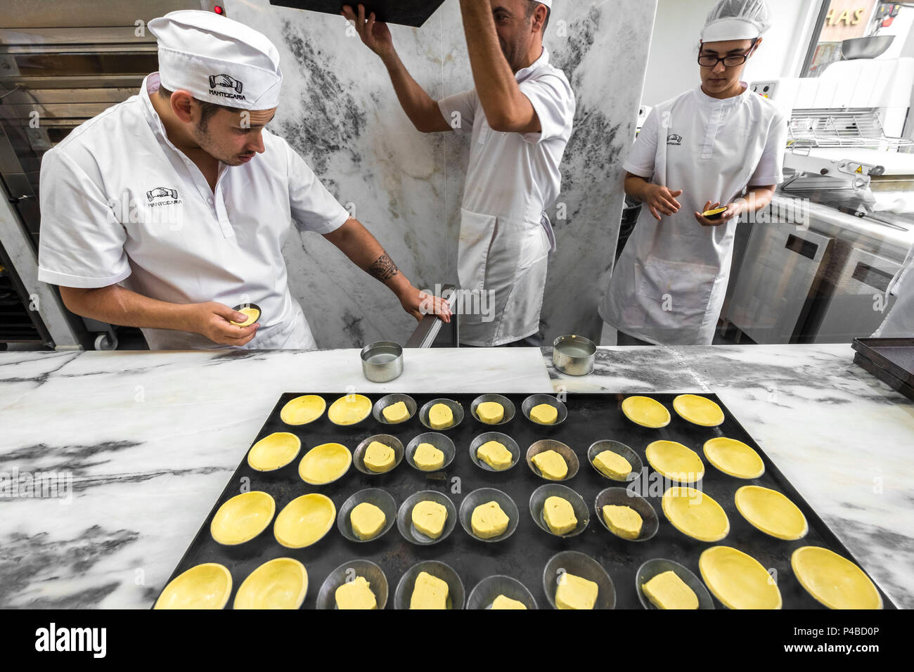 Pastèis de Nata, pudding tartelettes, des pâtisseries portugaises, Porto, Portugal, Europe du Nord Banque D'Images