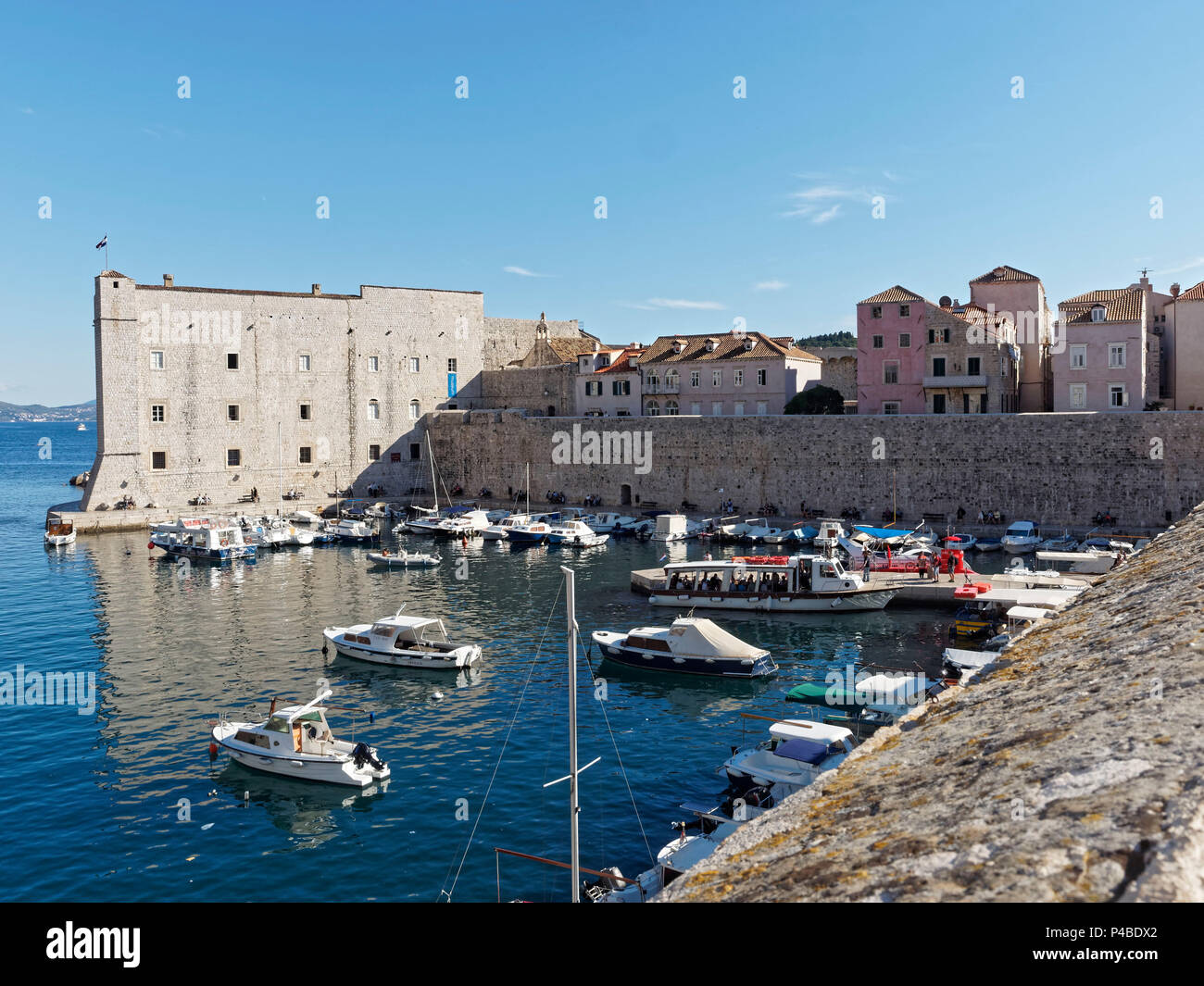 La Croatie, Dalmatie, port de Dubrovnik Banque D'Images