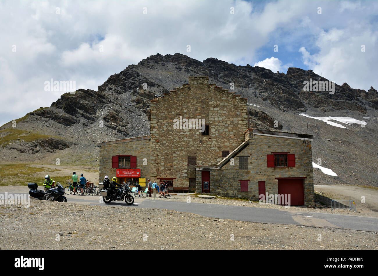 Col de l'Iseran le col de montagne en France, le plus haut col pavée dans les Alpes,une partie de l'Graian Alps, dans le département de Savoie, près de la frontière avec Banque D'Images