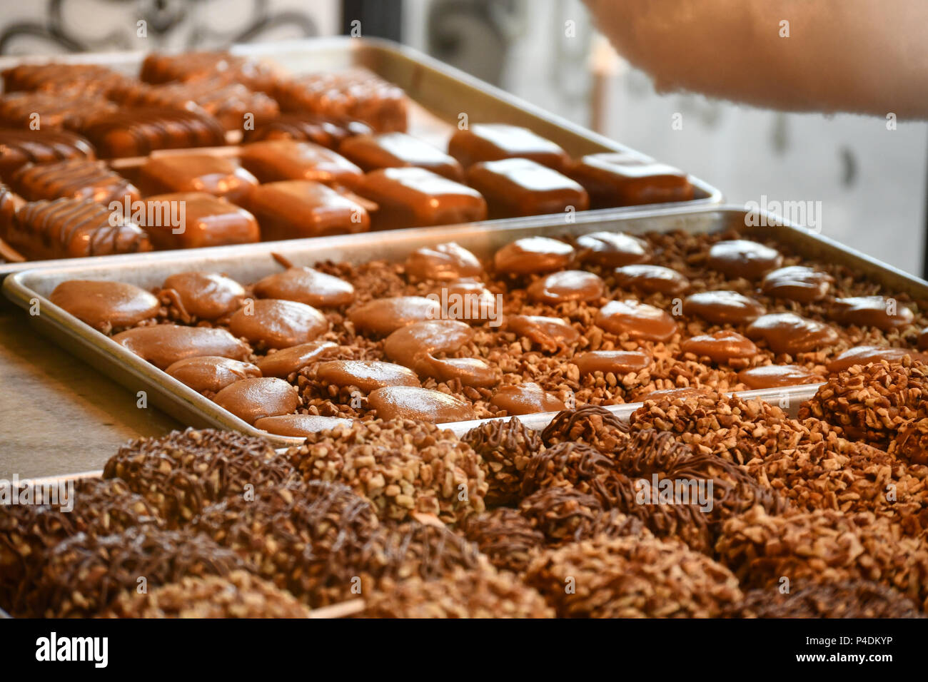 Profitez de chocolat, bonbons, café et espresso. Des scènes de chocolat et d'organique. Friandises et boissons chaudes Banque D'Images