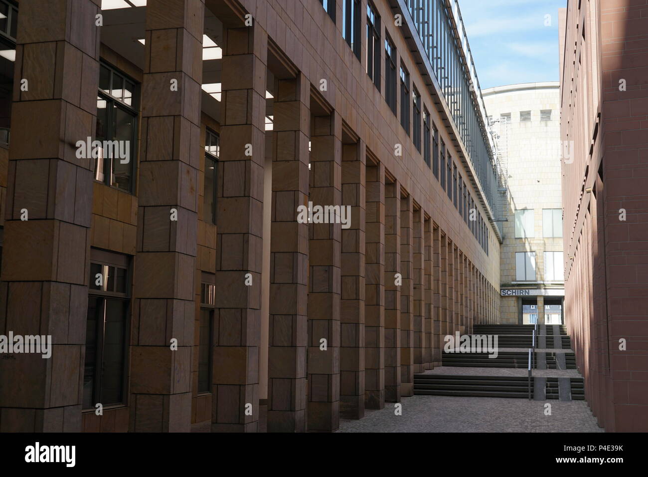Bendergasse, vue de la Schirn Kunsthalle, jouxtant le Dom-Roemer Projet, Vieille Ville, Centre Historique, Frankfurt am Main, Hesse, Allemagne Banque D'Images