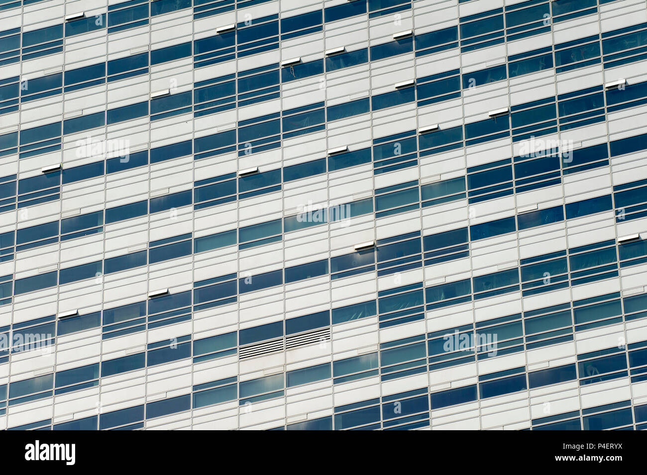 192 mètres Zlota 44 gratte-ciel résidentiel à Varsovie, Pologne. 10 mai 2018 © Wojciech Strozyk / Alamy Stock Photo Banque D'Images