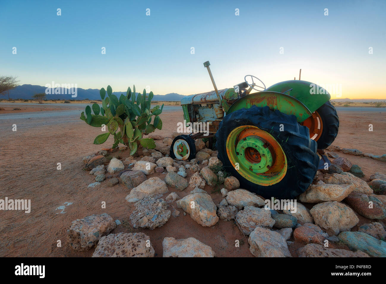 Old Rusty voitures dans le désert de Namib prise en Janvier 2018 Banque D'Images