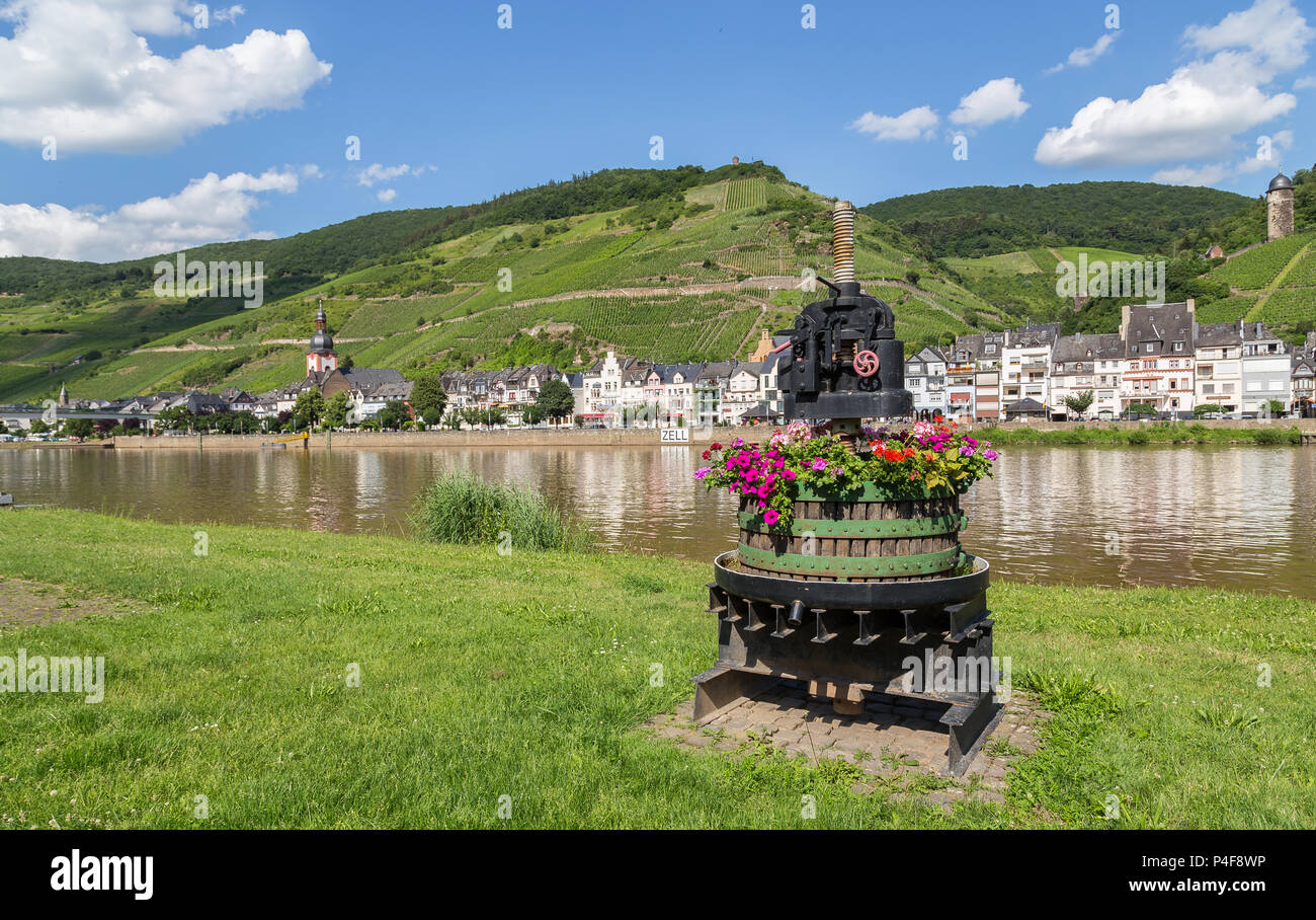 Zell à la Moselle en Allemagne. Banque D'Images